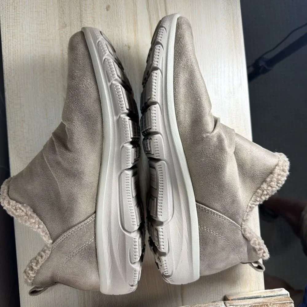 Skechers Powerstep Taupe Faux Fur Women’s 9
